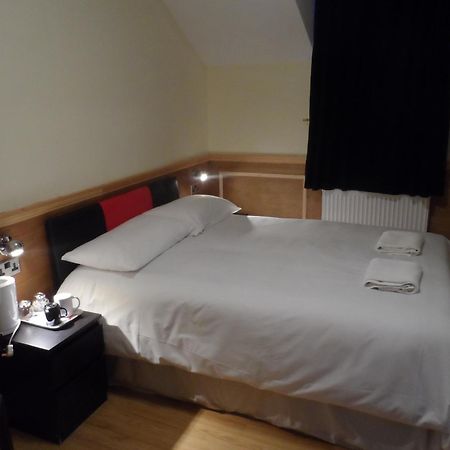 Hotel Minto House EDI Pokoj fotografie